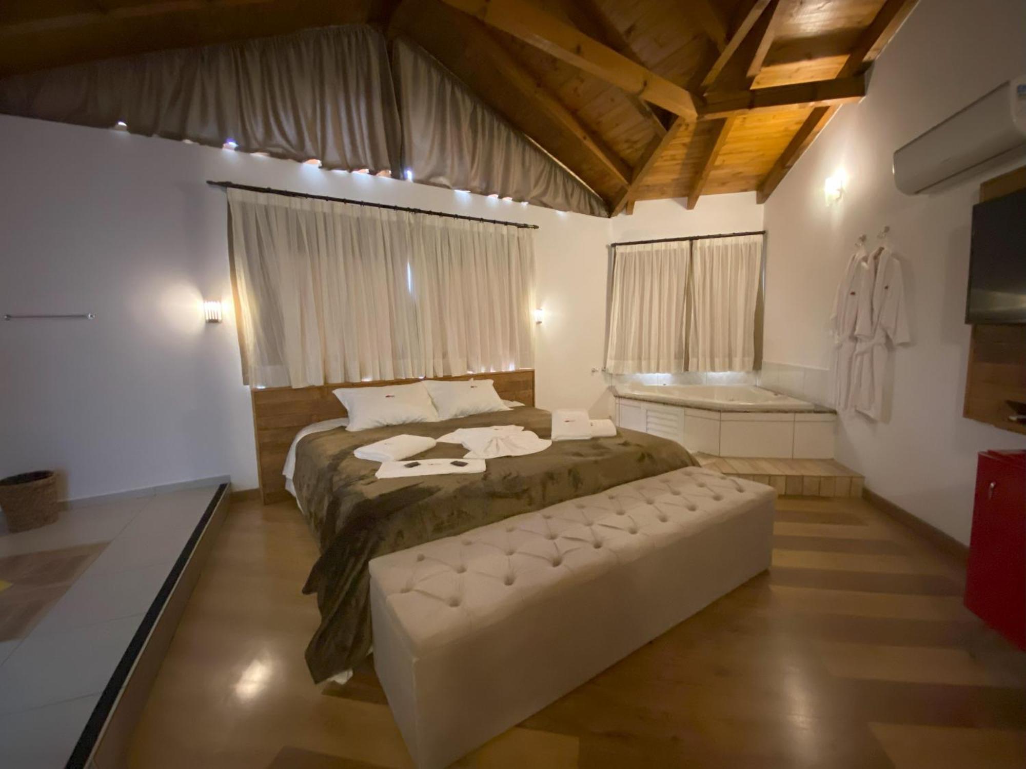 Hibisco Home Hotel อูรูบิซิ ห้อง รูปภาพ